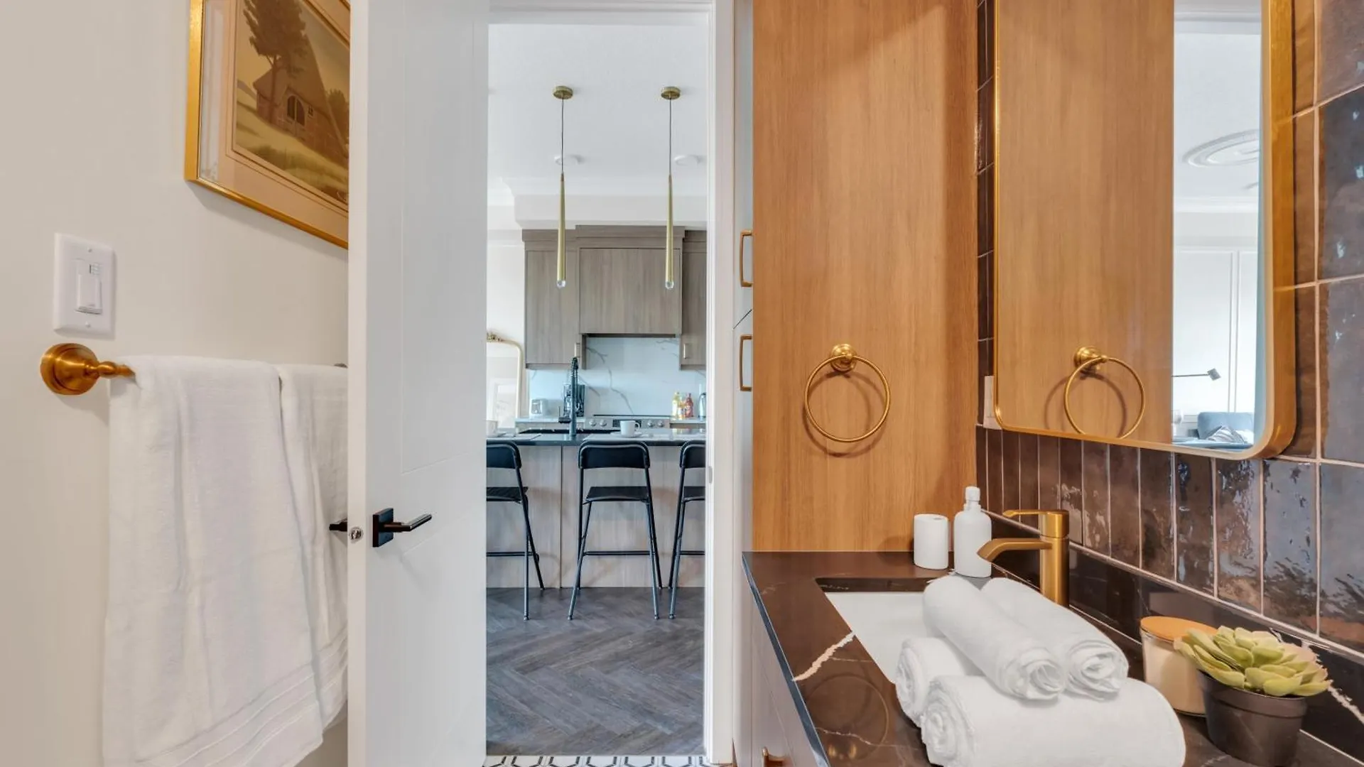 Elegant Space In Currie Calgary